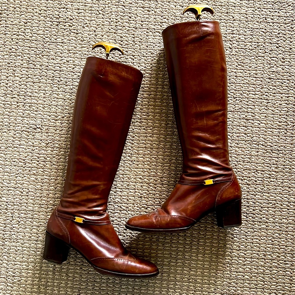 Ferragamo boots in brown, vintage style 7.5